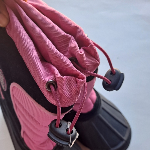 TOTES Winter Survivor Black and Pink Heavy Duty Snow / Winter Low Rise Boots - Picture 4 of 11